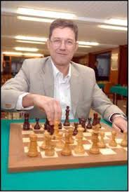 Miguel Illescas Córdoba